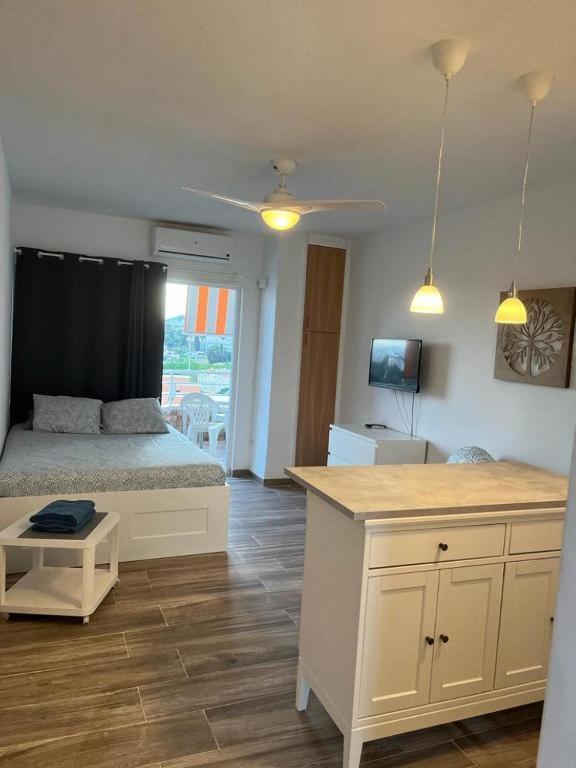 Lovely Apartment In Τορρεμολίνος Εξωτερικό φωτογραφία