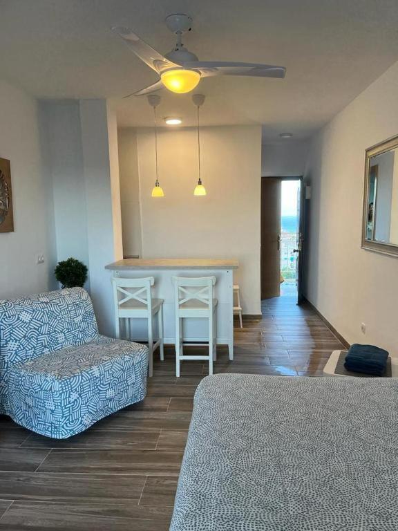 Lovely Apartment In Τορρεμολίνος Εξωτερικό φωτογραφία